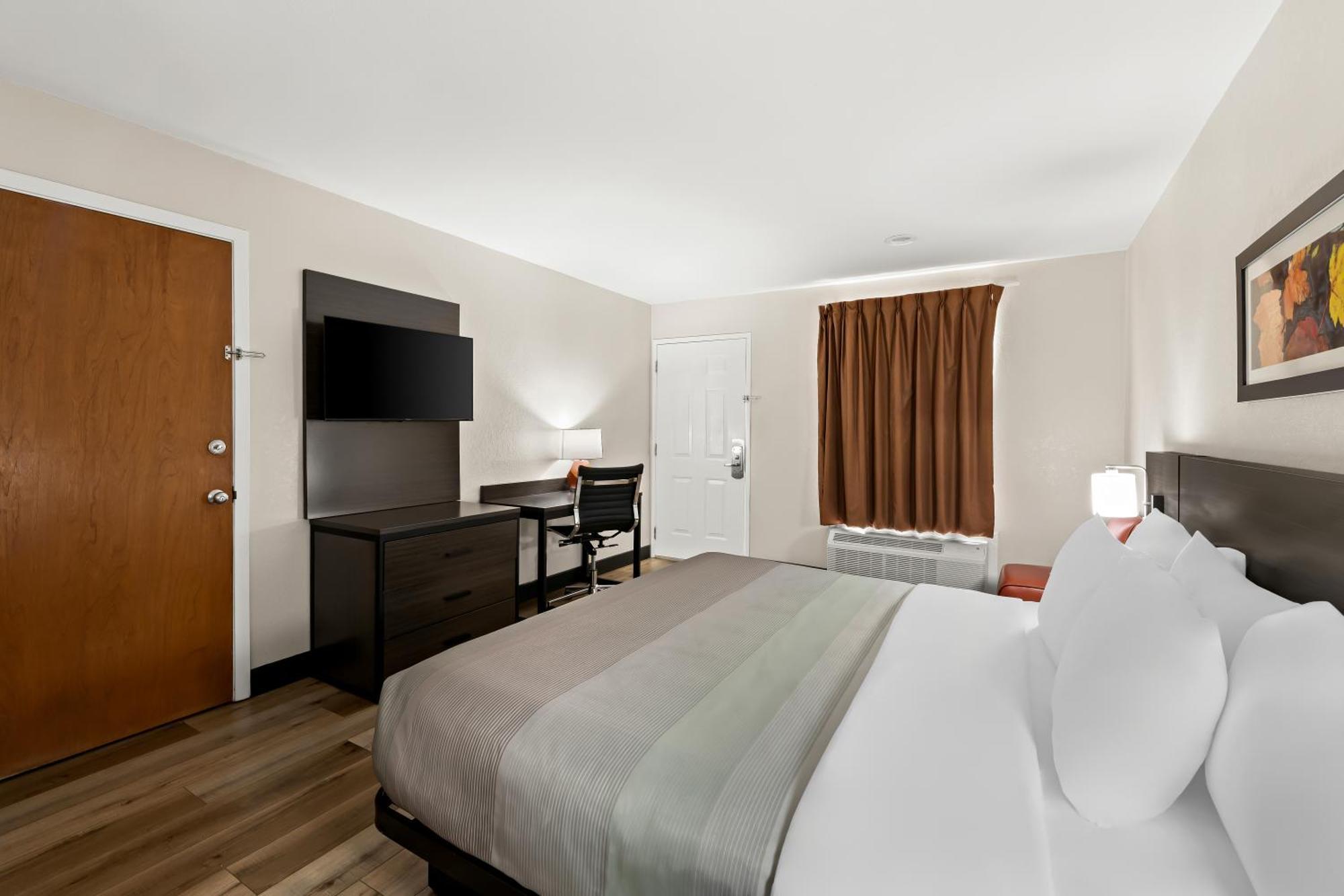 Dumas Quality Inn & Suites מראה חיצוני תמונה