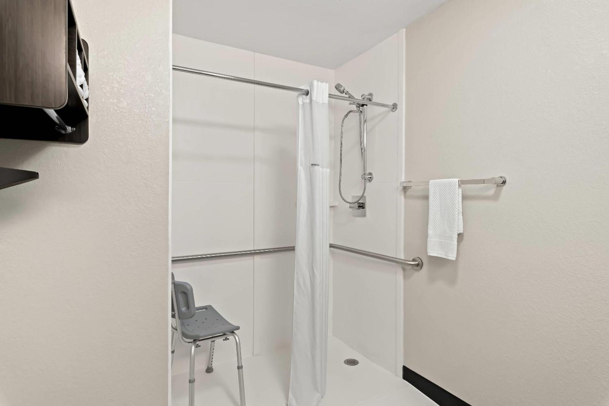 Dumas Quality Inn & Suites מראה חיצוני תמונה