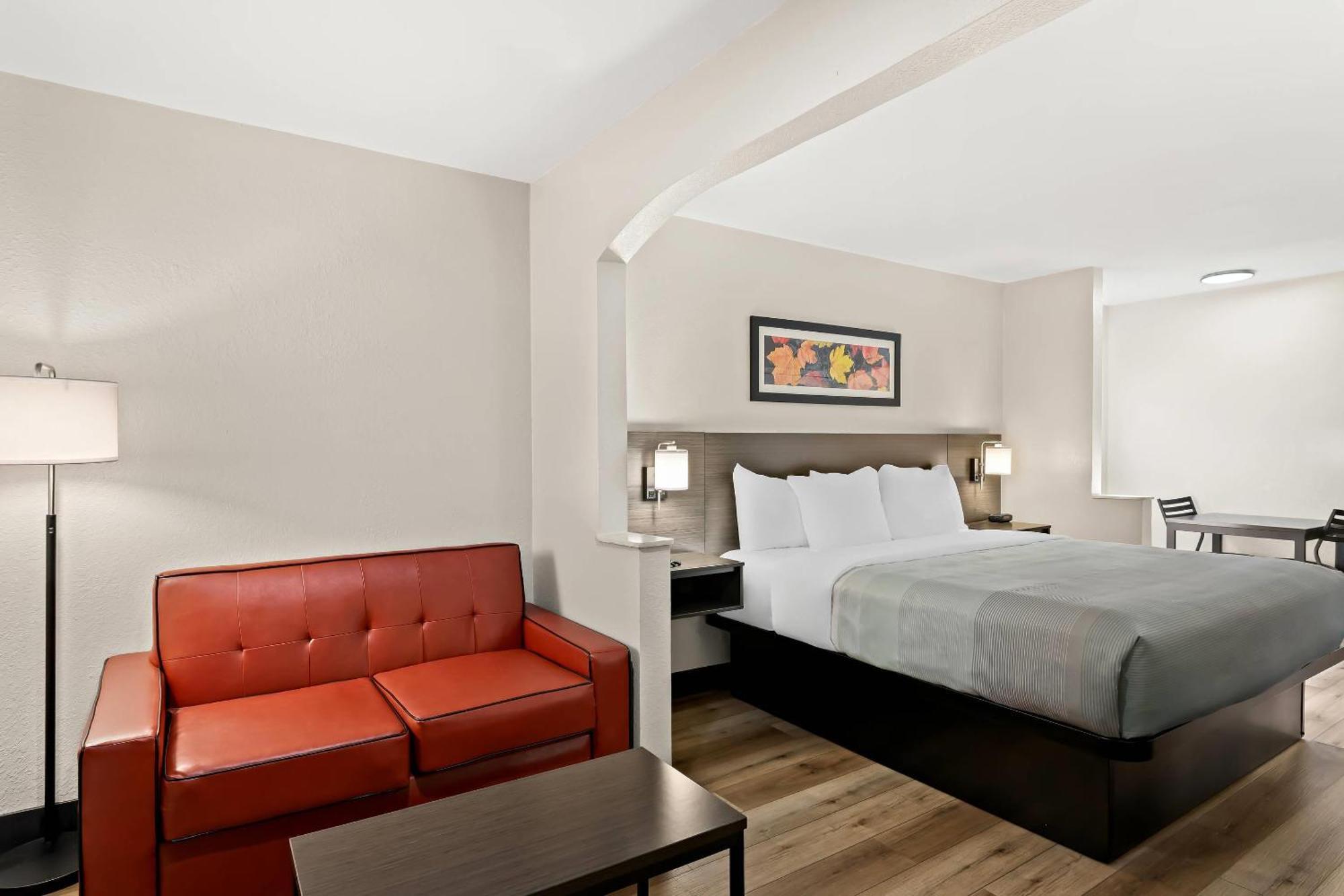 Dumas Quality Inn & Suites מראה חיצוני תמונה