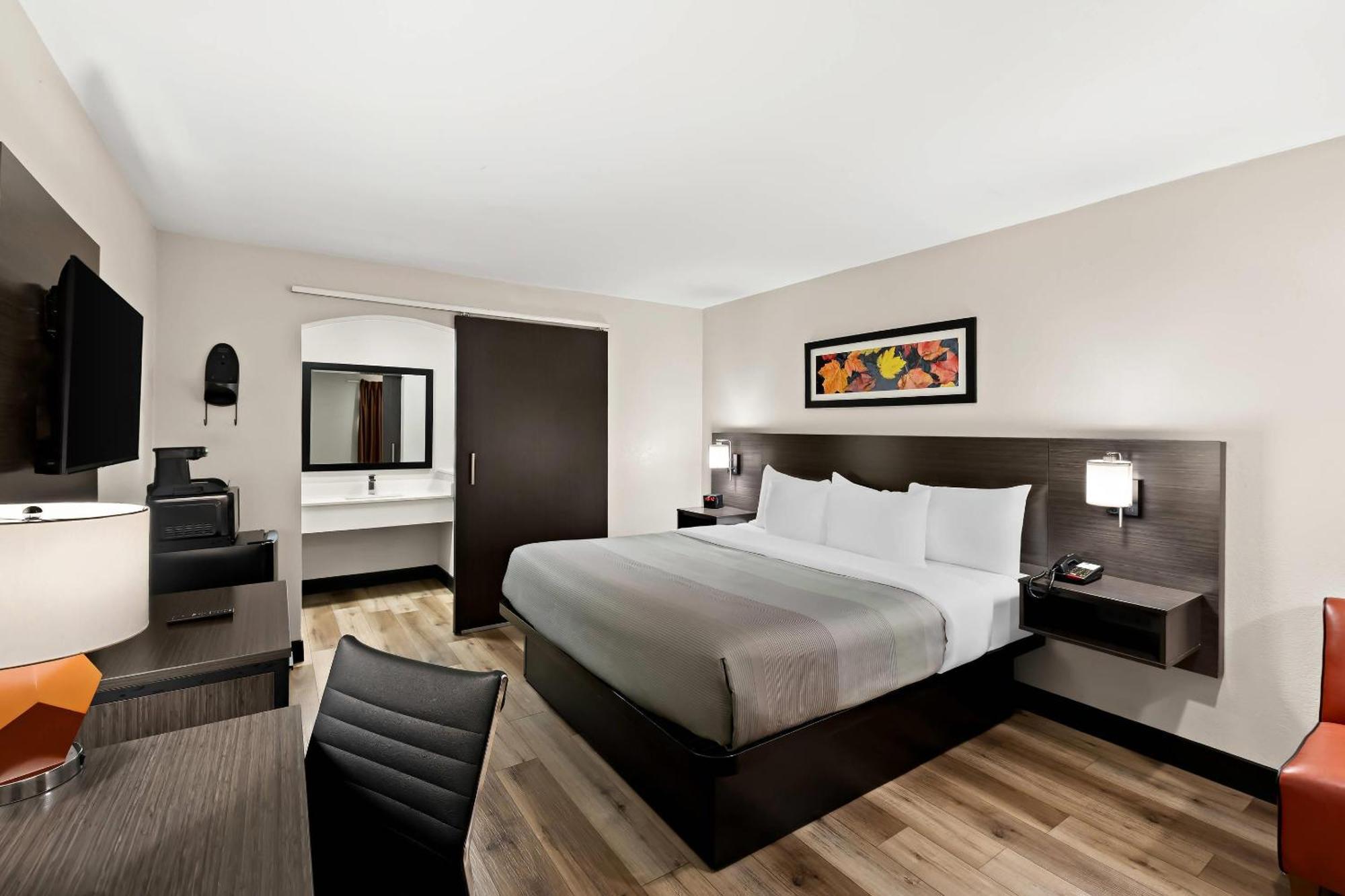 Dumas Quality Inn & Suites מראה חיצוני תמונה